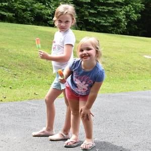 Meet your Posher, Laura